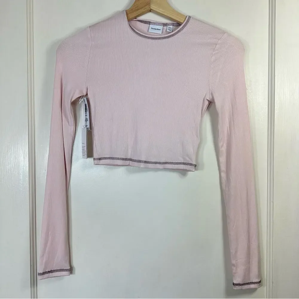 Aritzia sunday best